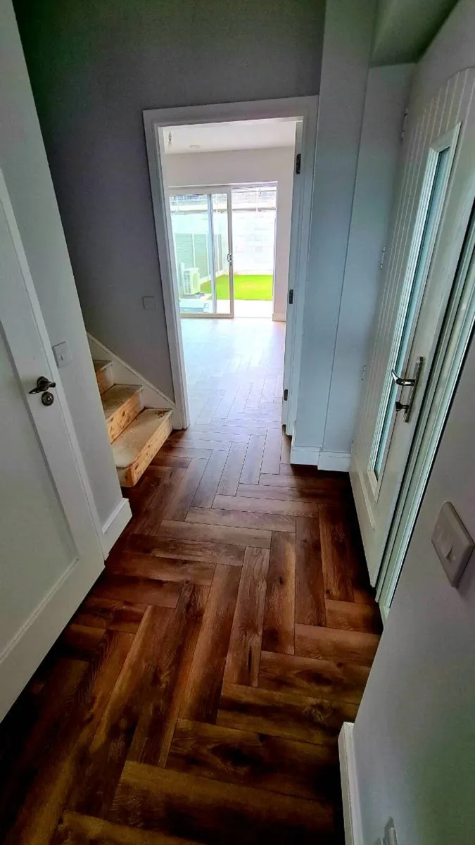 Timber floor fitter - Image 3