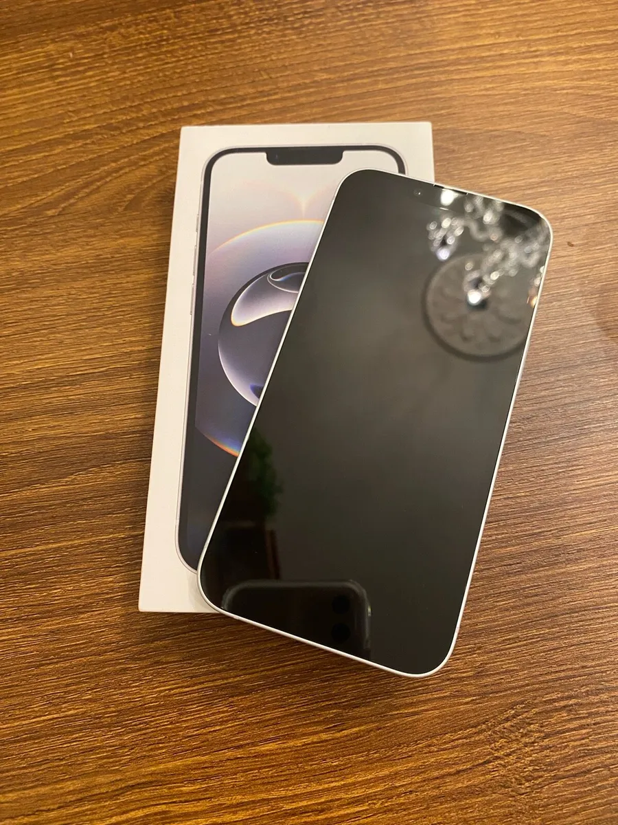 iPhone 16e BRAND NEW - Image 2
