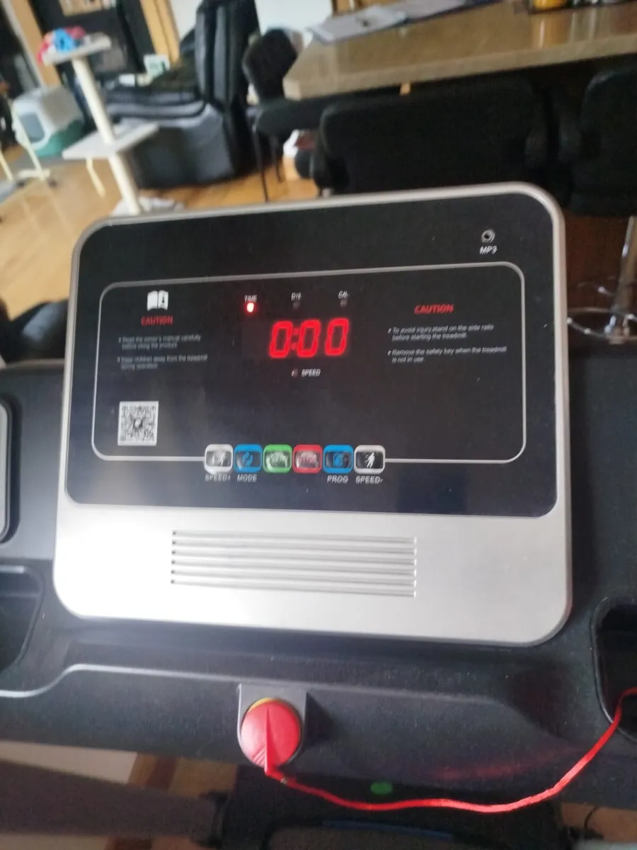 Treadmill - Image 2