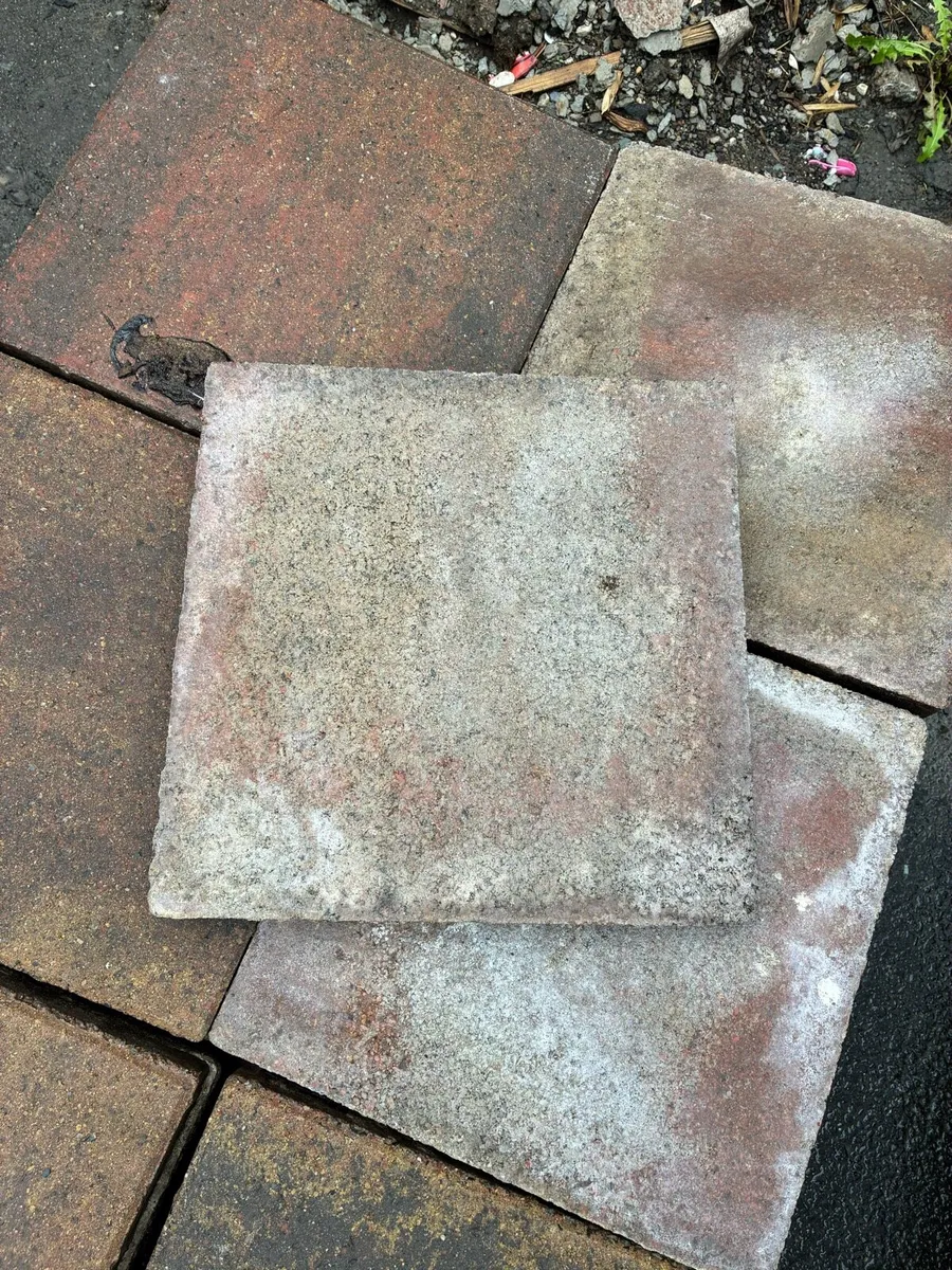 Paving slabs 600 x 600 - Image 1