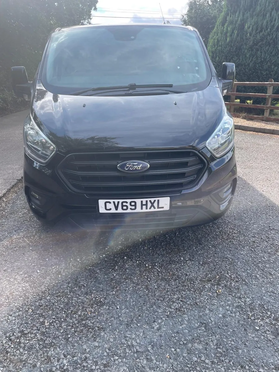 Ford Transit Custom 2019 Crew - Image 2
