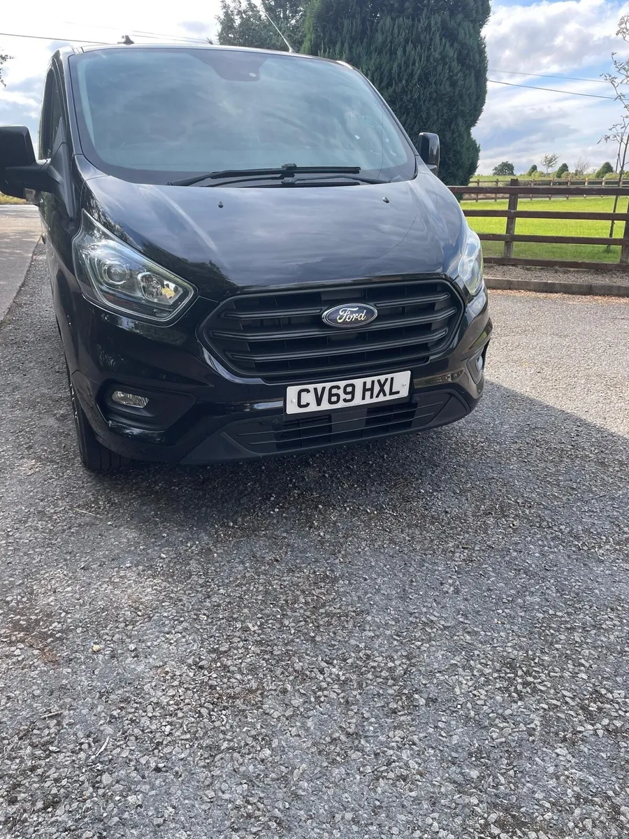 Ford Transit Custom 2019 Crew - Image 1