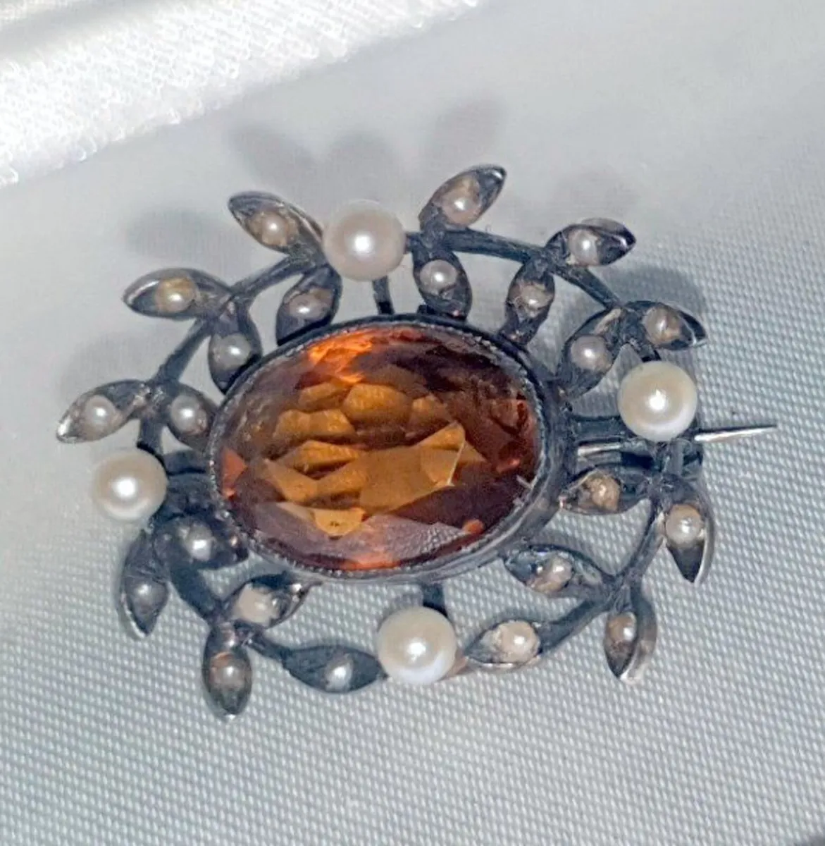 Continental Silver Citrine/Seed Pearl Brooch - Image 3