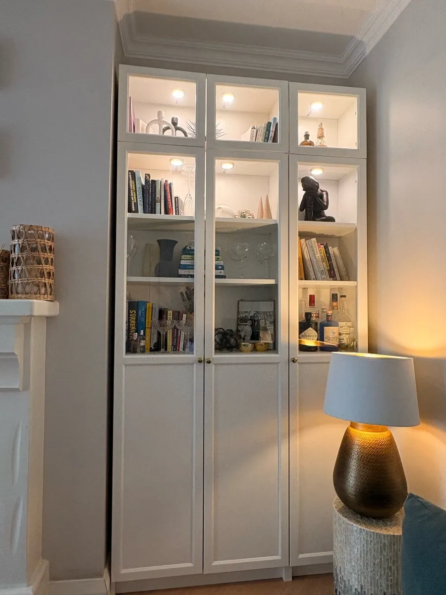 Shelving units with lights - Image 2