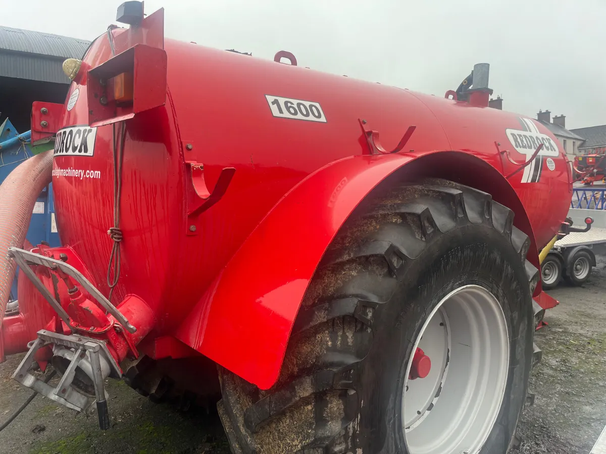 Used Redrock 1600 Gal Tanker - Image 1