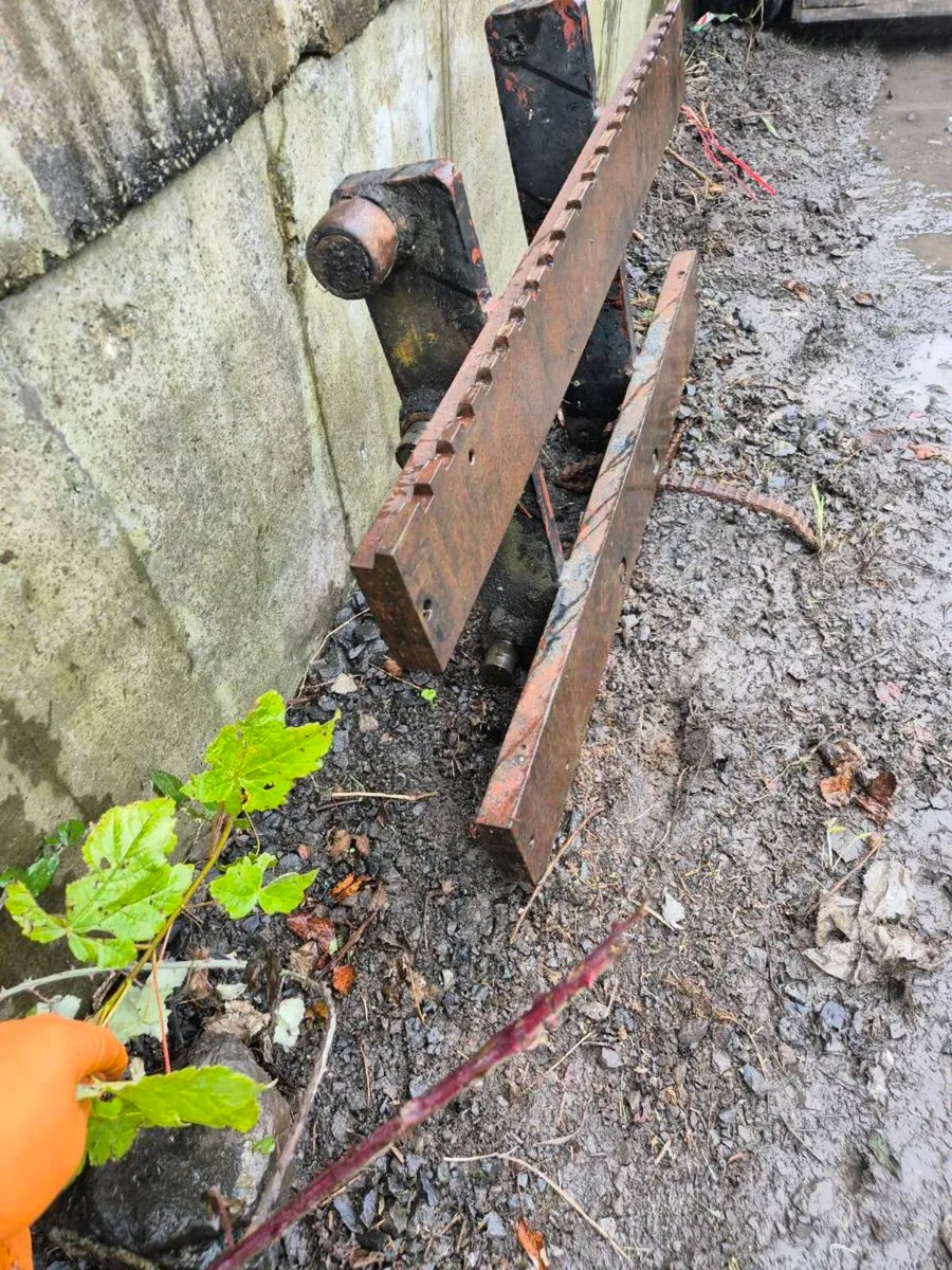 Forklift Carriage - Image 2
