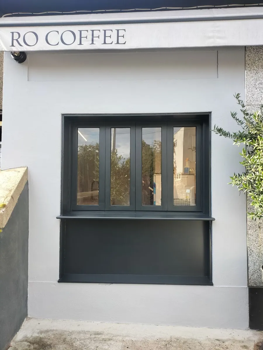 Handyman/Builder - Image 1