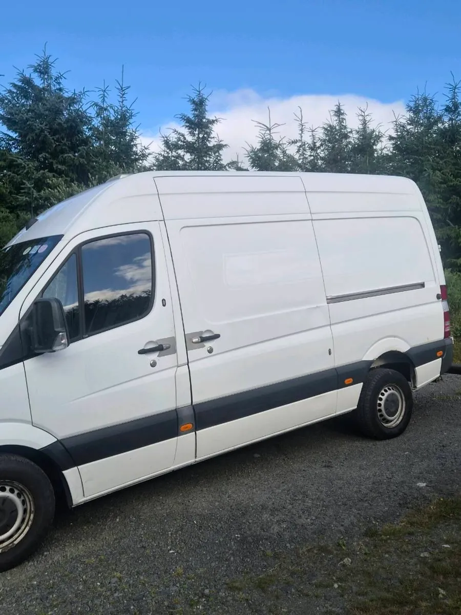 Mercedes Sprinter - Image 3