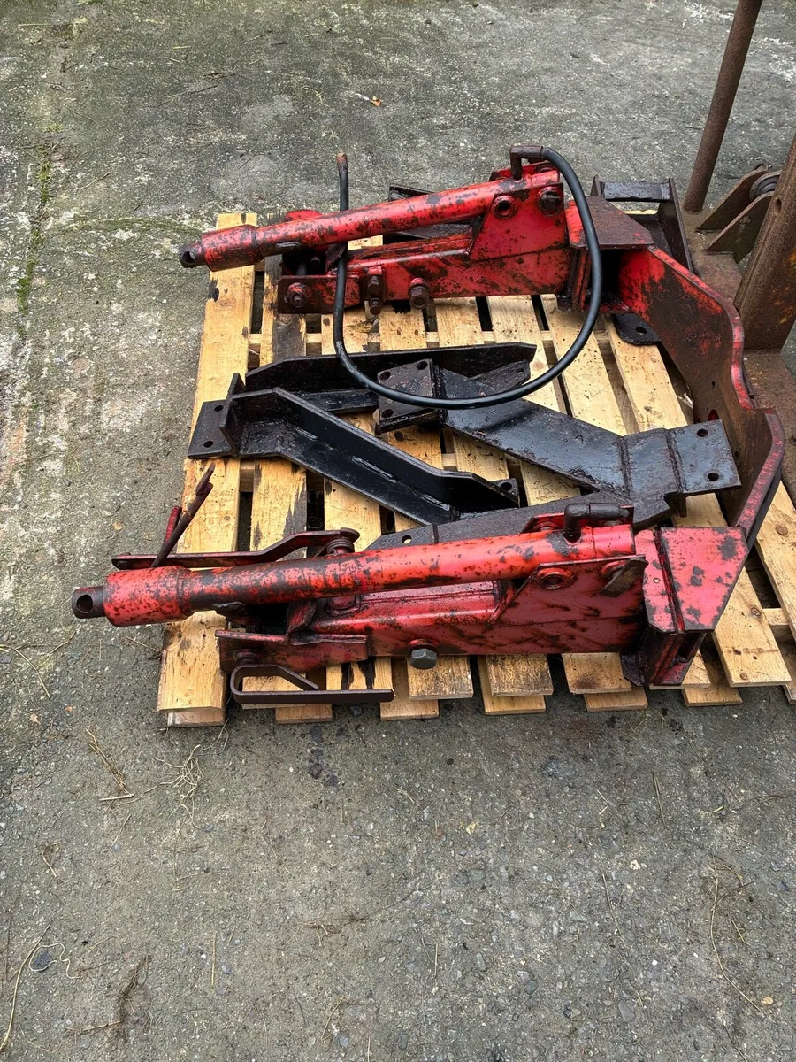 Massey loader Brackets. - Image 3