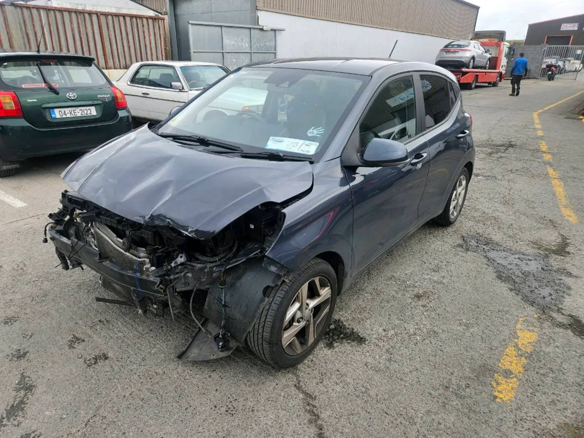2023 hyundai i10 damaged repairable - Image 2