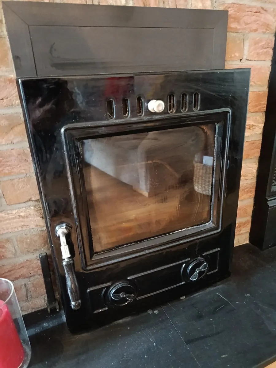 Insert  Stove,  Fire Surround &  Slate Hearth - Image 3
