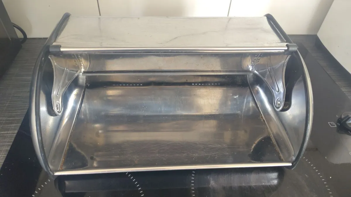 Bread box - Image 2