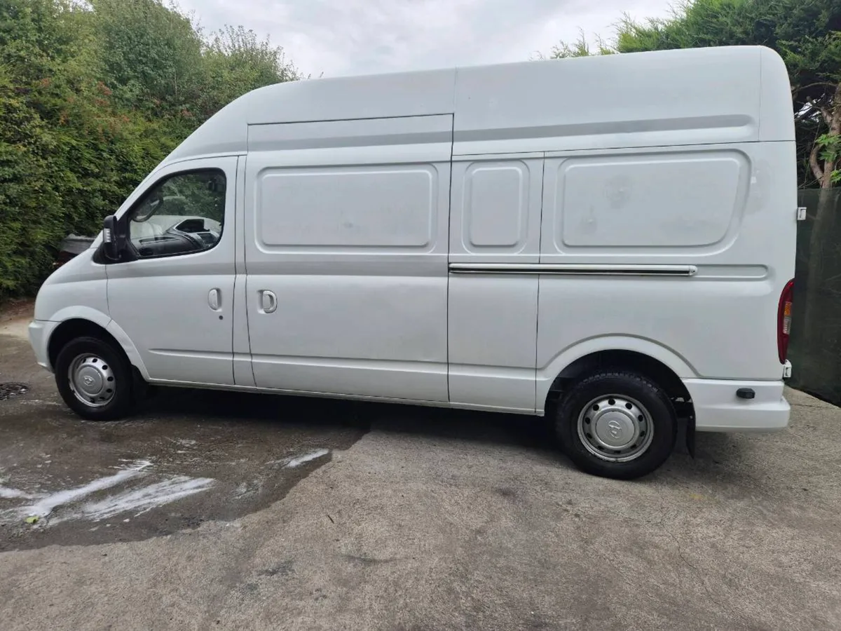 2019 LDV Maxus 400 Series  Tax & Test - Image 3