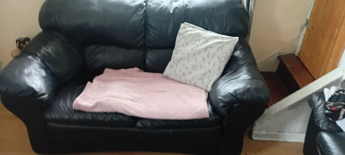 Sofa - Image 2