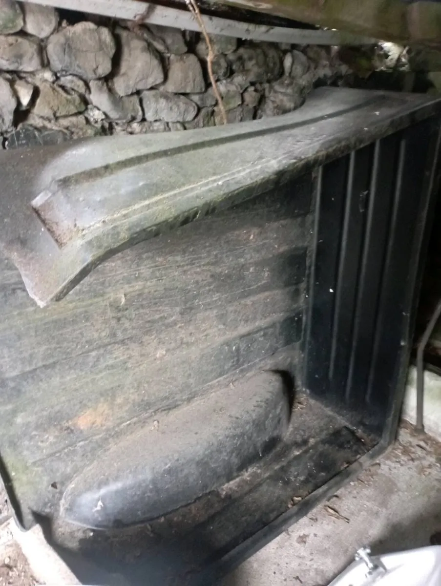 Land cruiser insert