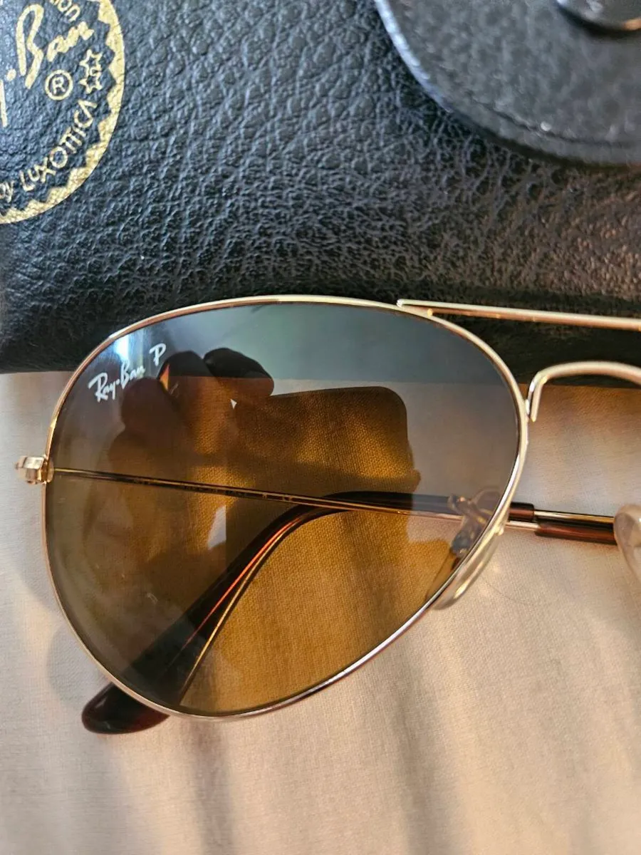 Ladies rayban aviator sunglasses - Image 2