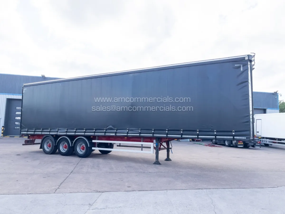 2016 SDC CURTAINSIDE TRAILER - Image 1