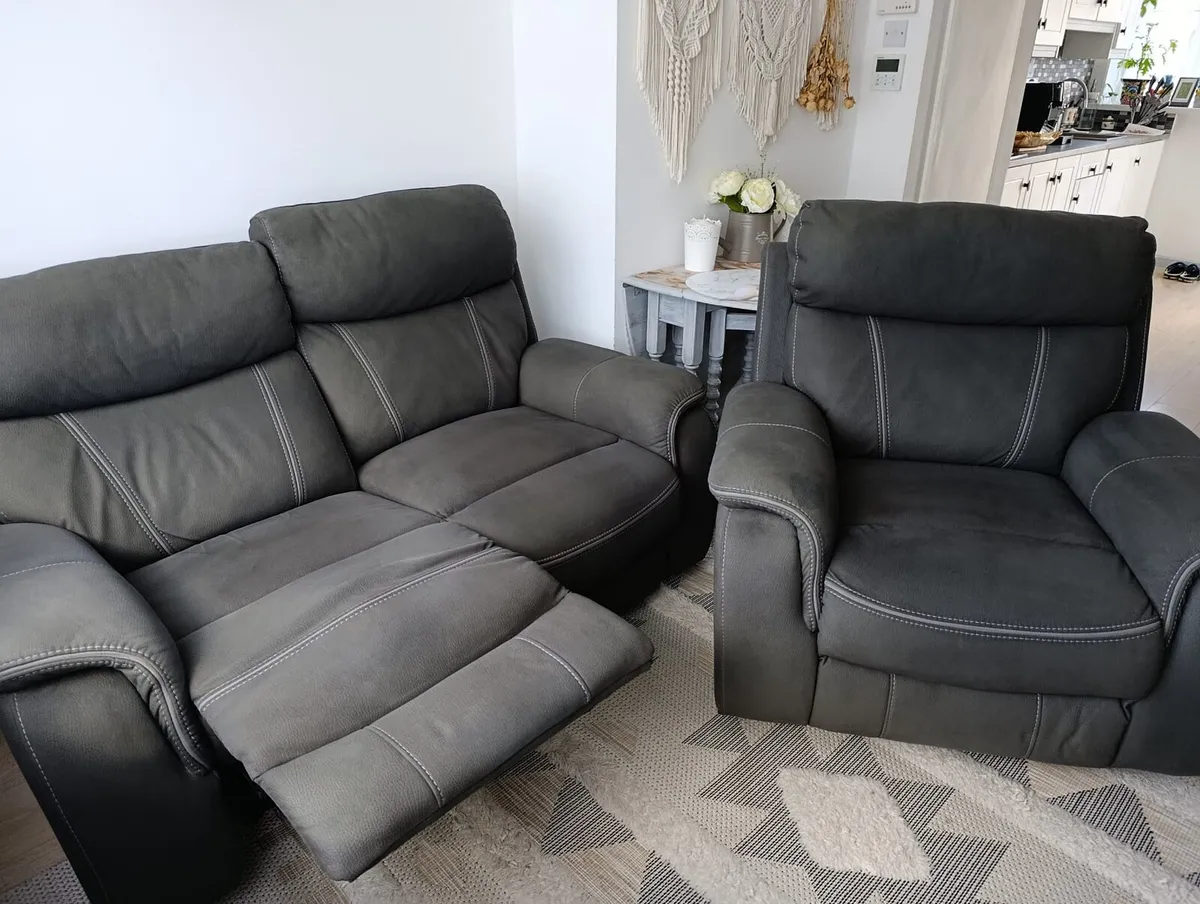 Sofa - Image 2