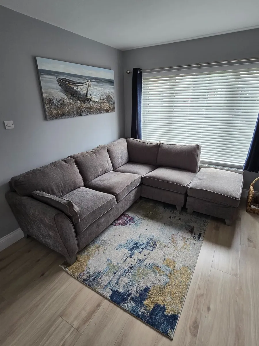 Corner Sofa & Ottoman - Image 1