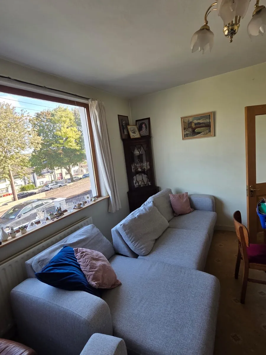 L-shaped sofa + 2 seater - Image 3