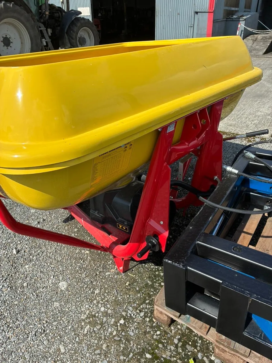 Fertiliser spreaders - Image 2