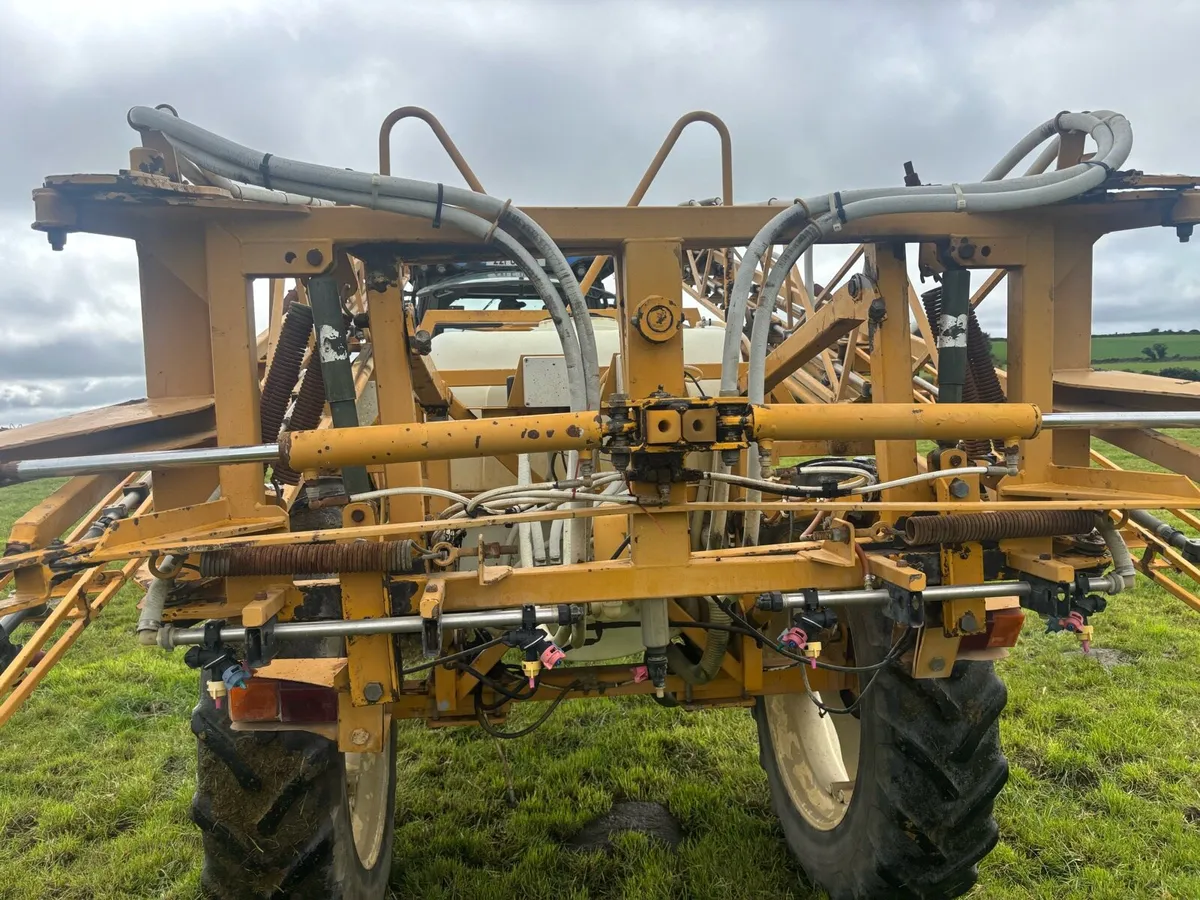 Knight Trailed Sprayer - Image 4