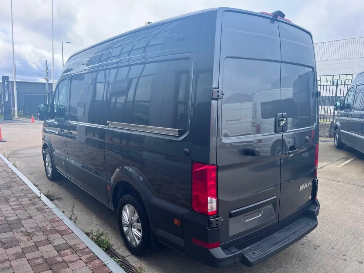 Man TGE 3.180 FWD Medium wheelbase High roof - Image 4