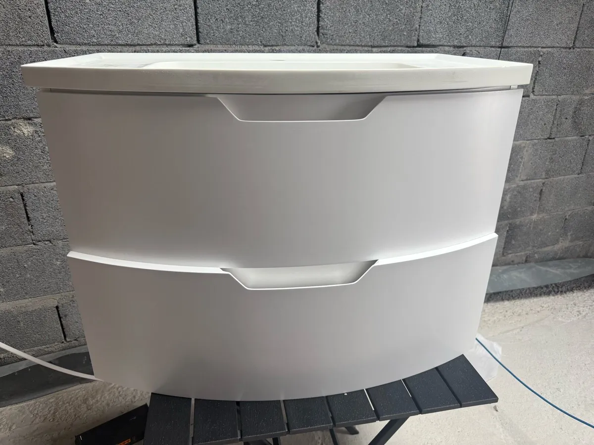 Bathroom basin unit - Image 3