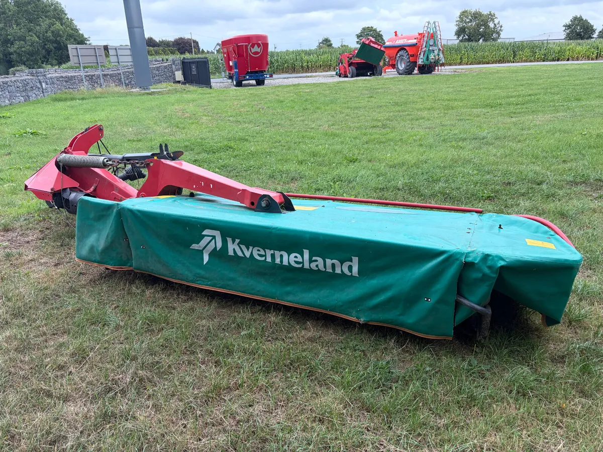 2017 - Kverneland 2832 Disc Mower - Image 1