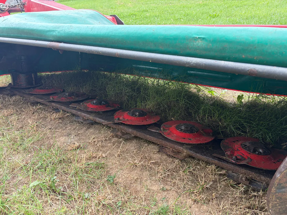 2017 - Kverneland 2832 Disc Mower - Image 4