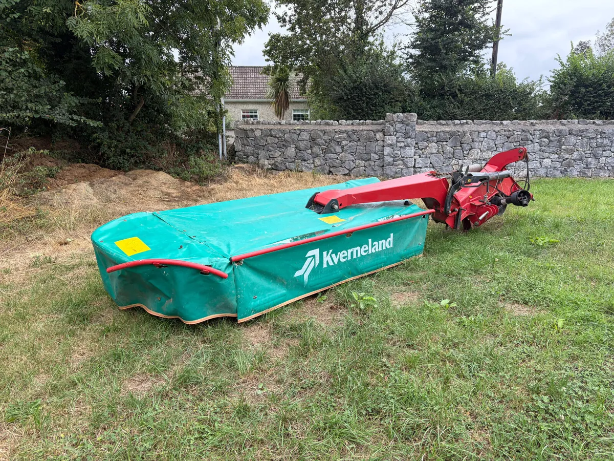 2017 - Kverneland 2832 Disc Mower - Image 3
