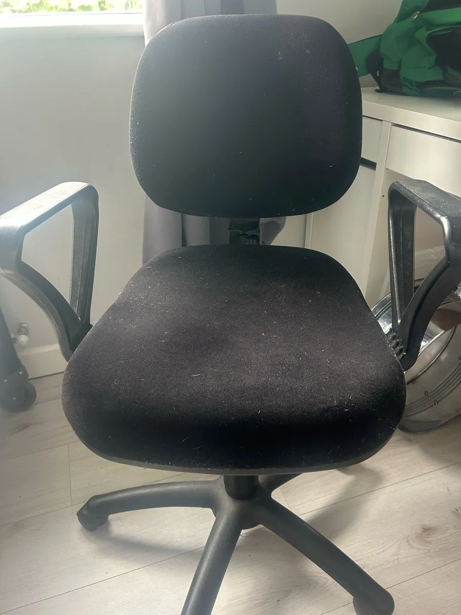 Office chair - Image 3