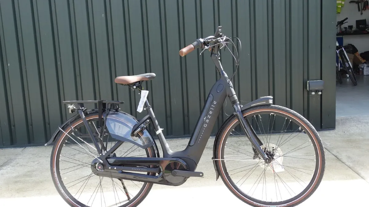 Brand New Gazelle Grenoble C8+ HMB E-Bike - Image 2