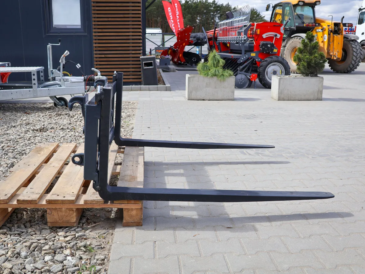 NEW | Pallet Fork Euro Frame 8 Mounting 2000KG - Image 3
