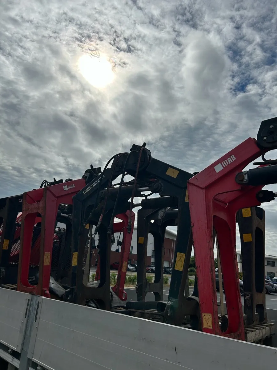 HIAB & Kinshoffer Crane Brick Grabs - Image 2