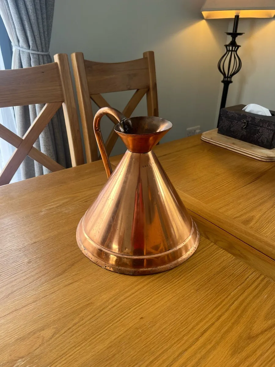 Vintage Copper 1 Gallon Measure - Image 1