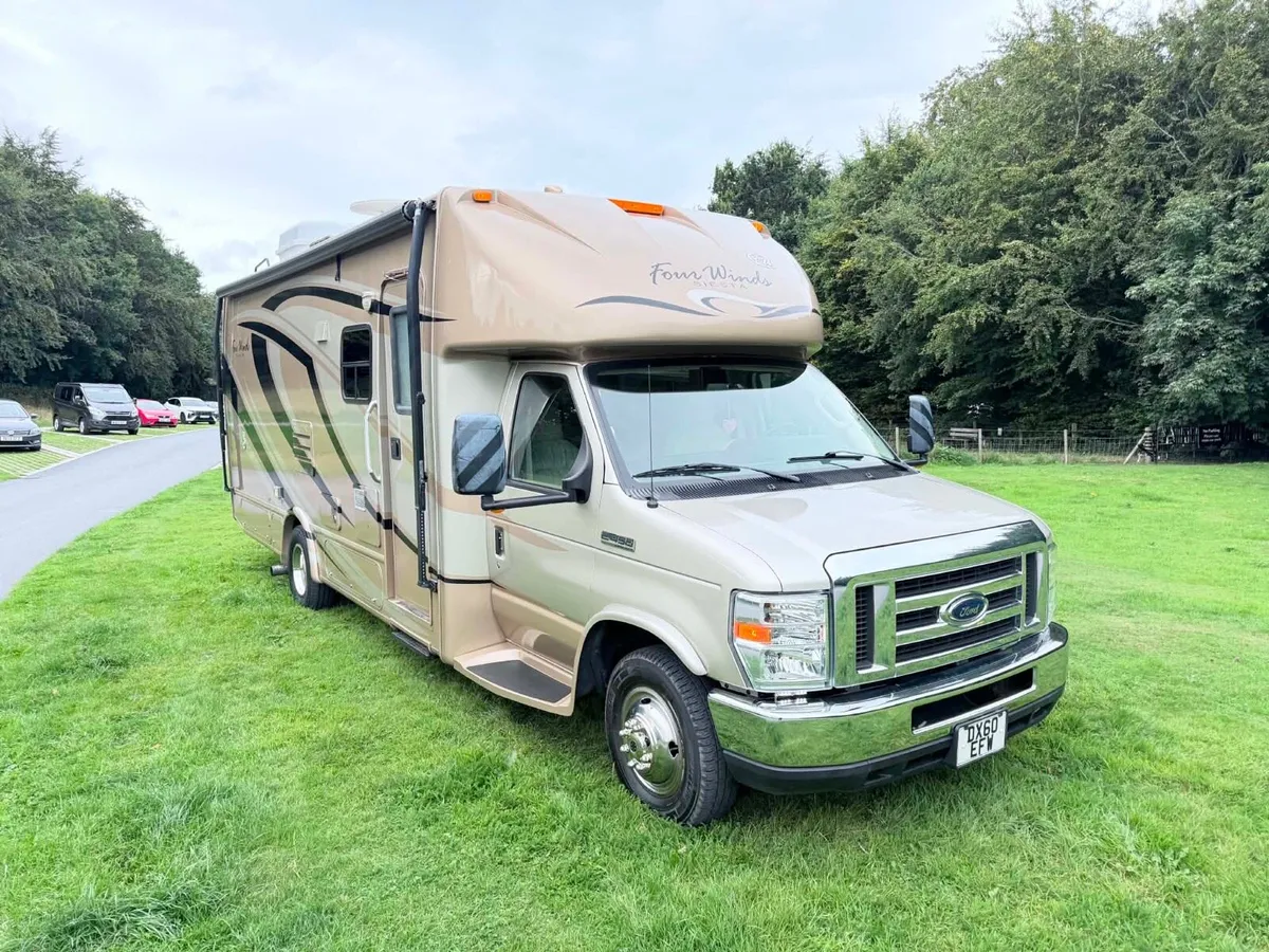 American RV Ford diesel motorhome - Image 3