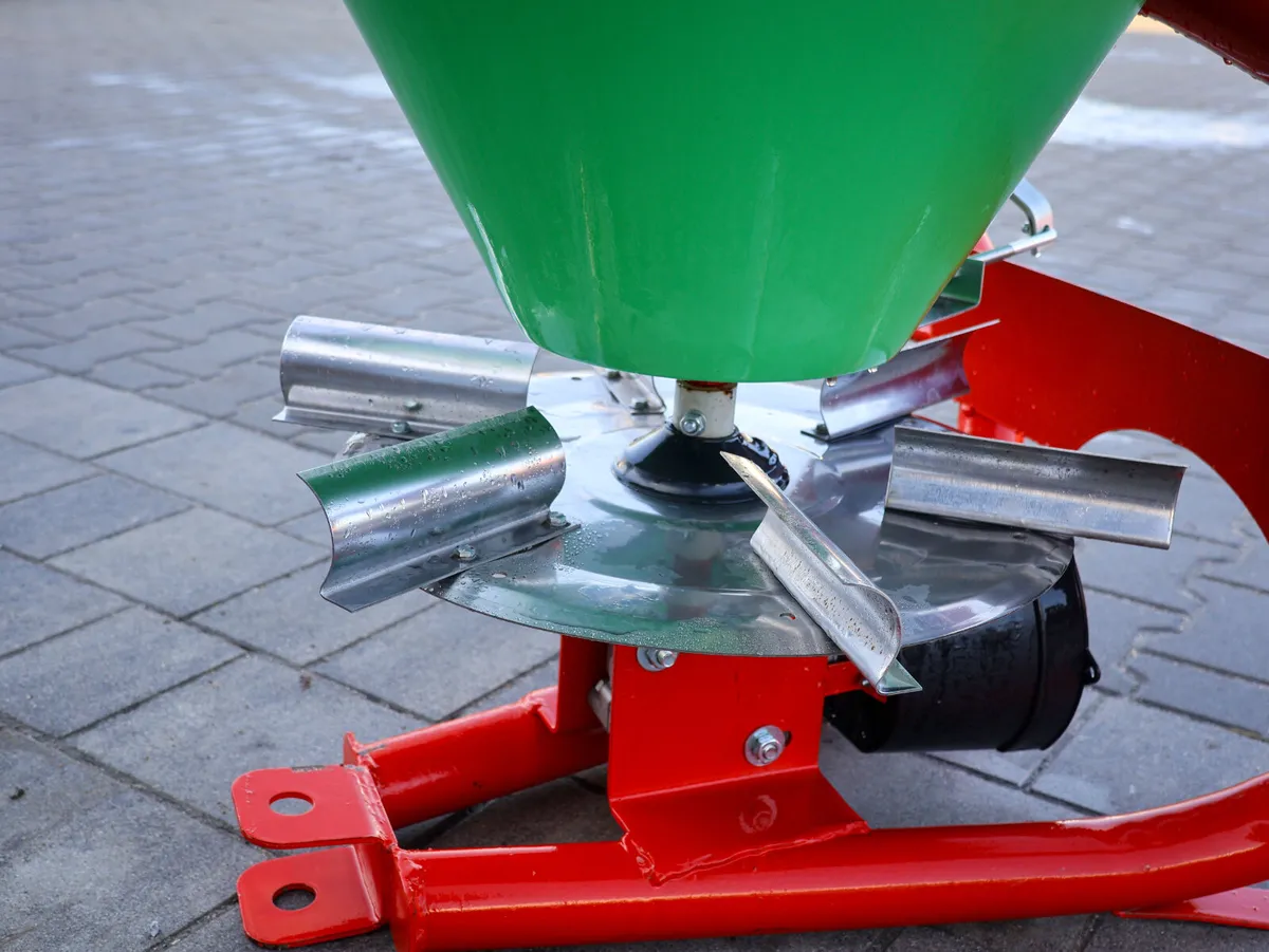 NEW | Fertiliser Spreader from 200 up to over 500L - Image 4