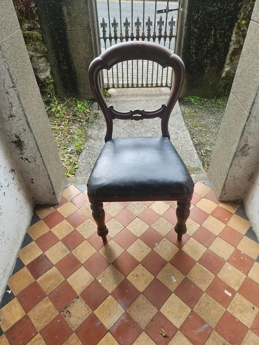 Vintage Chair - Image 1