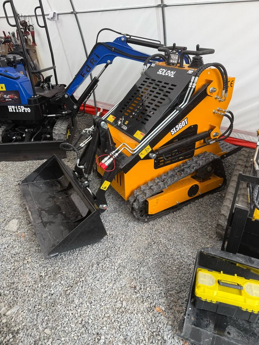 mini skid steer - Image 1