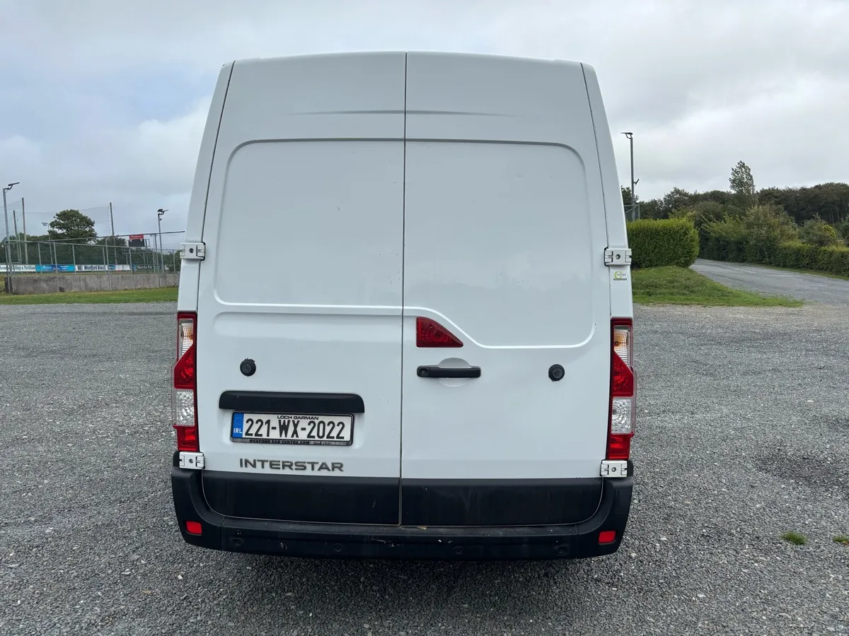 221 Nissan Interstar 2.3 dsl - Image 4