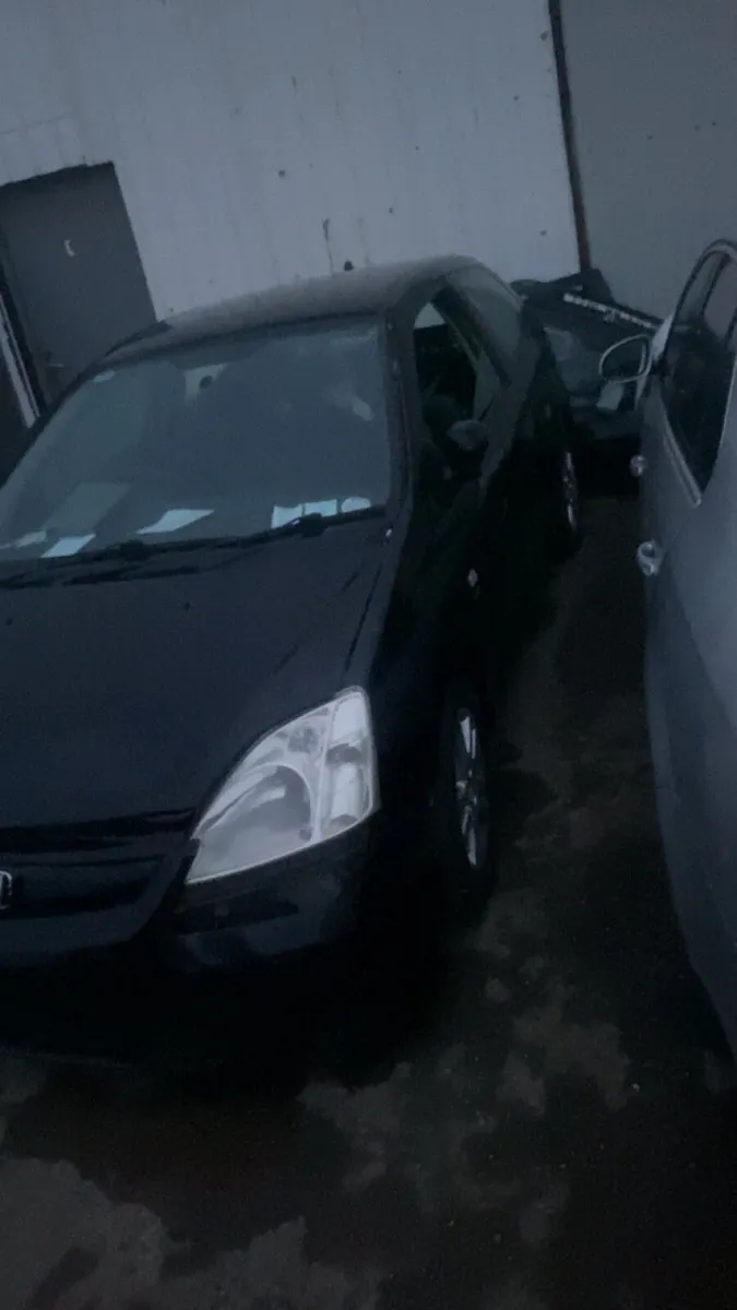 Honda civic parts - Image 2