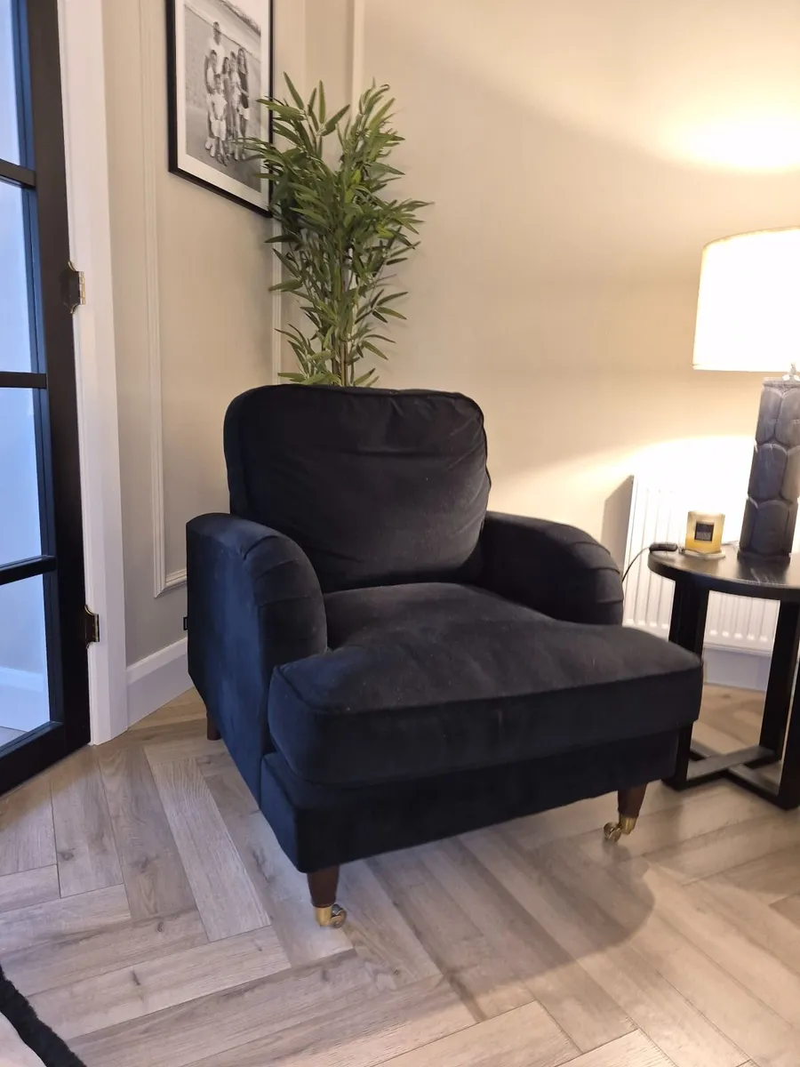 3+2 Seater Sofa plus Armchair and Pouffe - Image 4