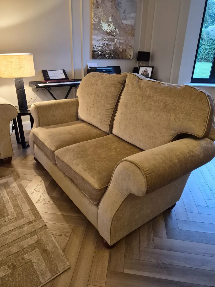 3+2 Seater Sofa plus Armchair and Pouffe - Image 2