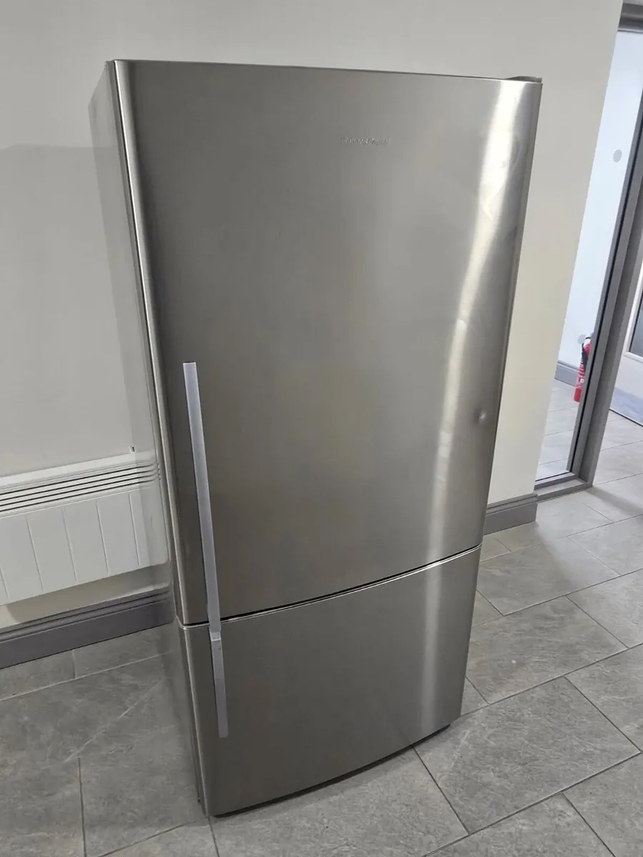 Fisher & Paykel American Fridge Freezer - Image 1