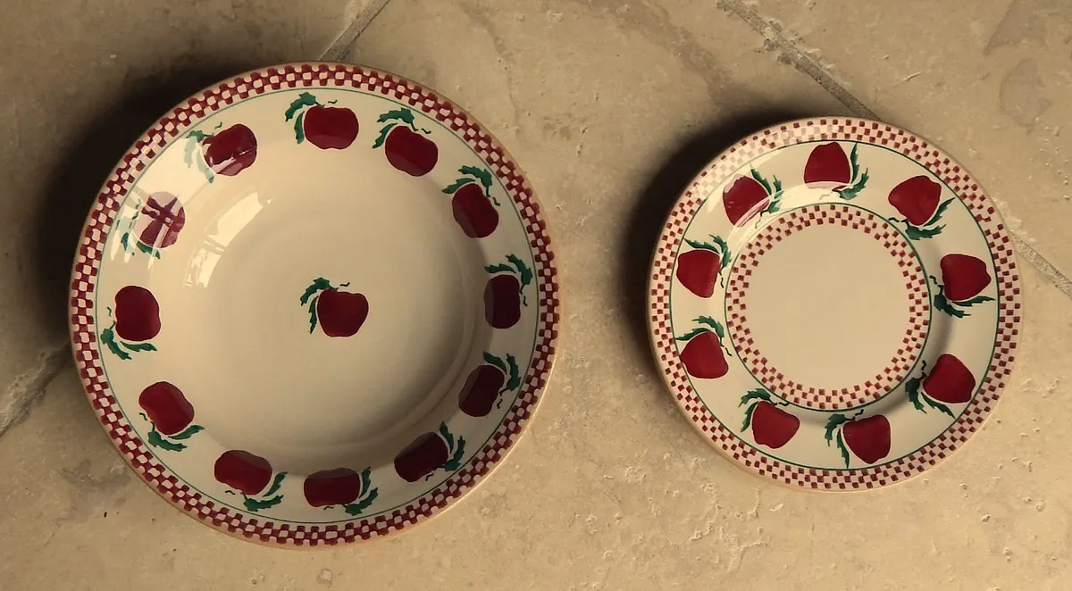 Nicholas Mosse Pottery Pasta Bowl & Side Plate - Image 3