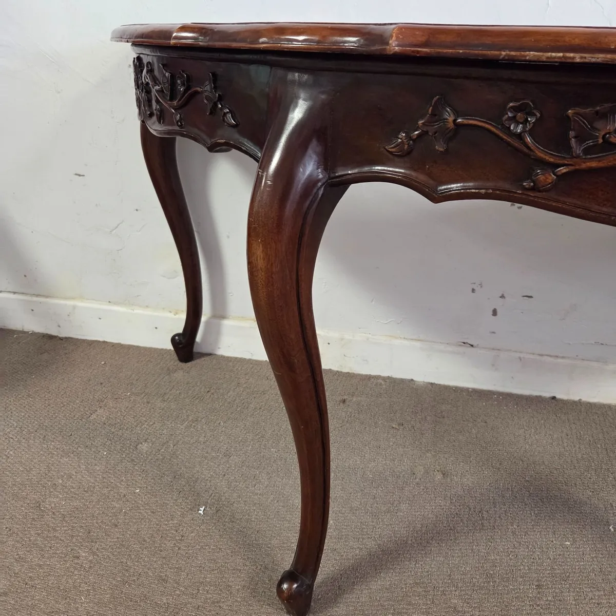 Unusual table - Image 3