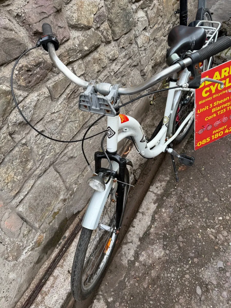 Bicycles - Image 4