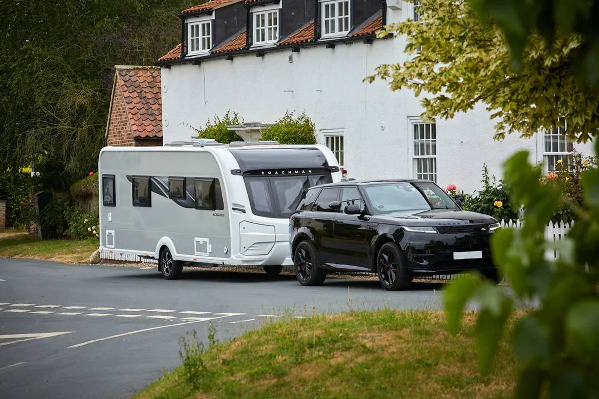 NEW 2027 COACHMAN ACADIA - Image 3