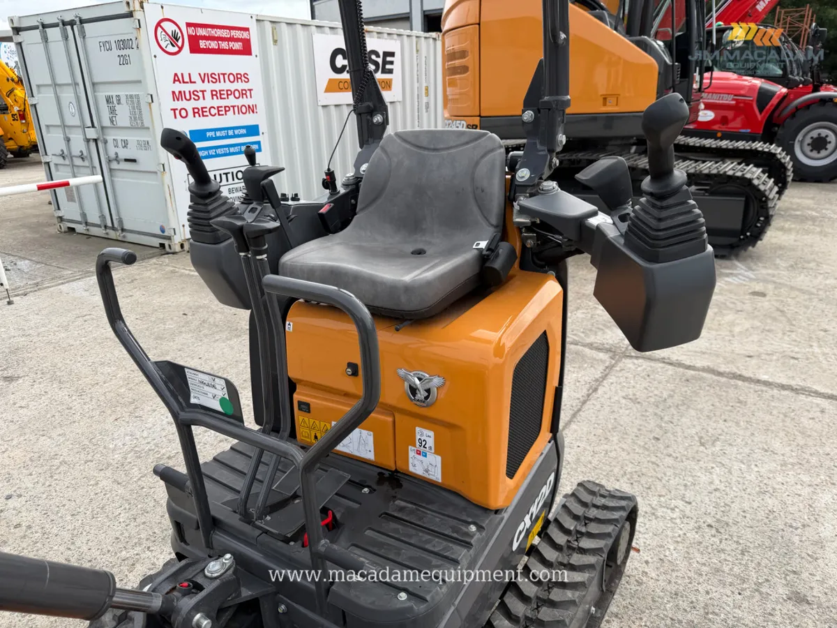 Case CX12D Big Machine Performance, Ultra Compact - Image 3